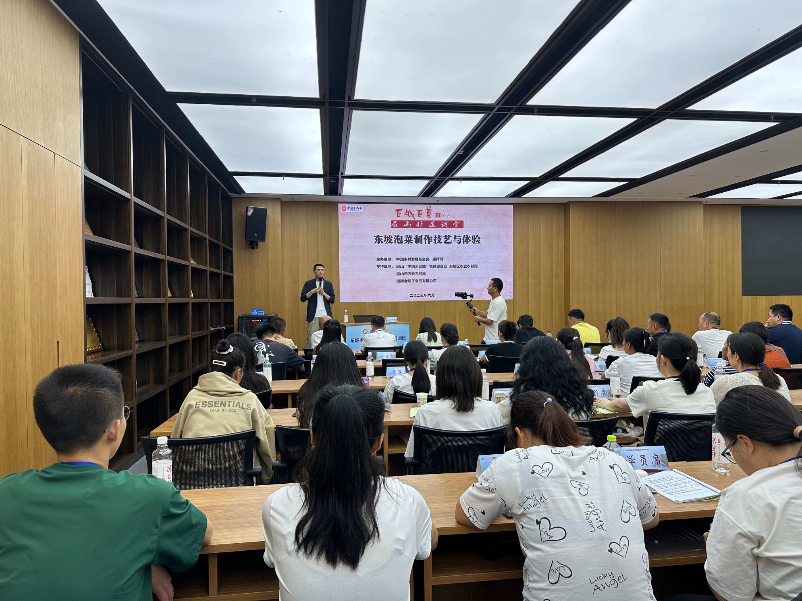 29f820e339d8f2574e6254aca0135be (2)_副本.jpg